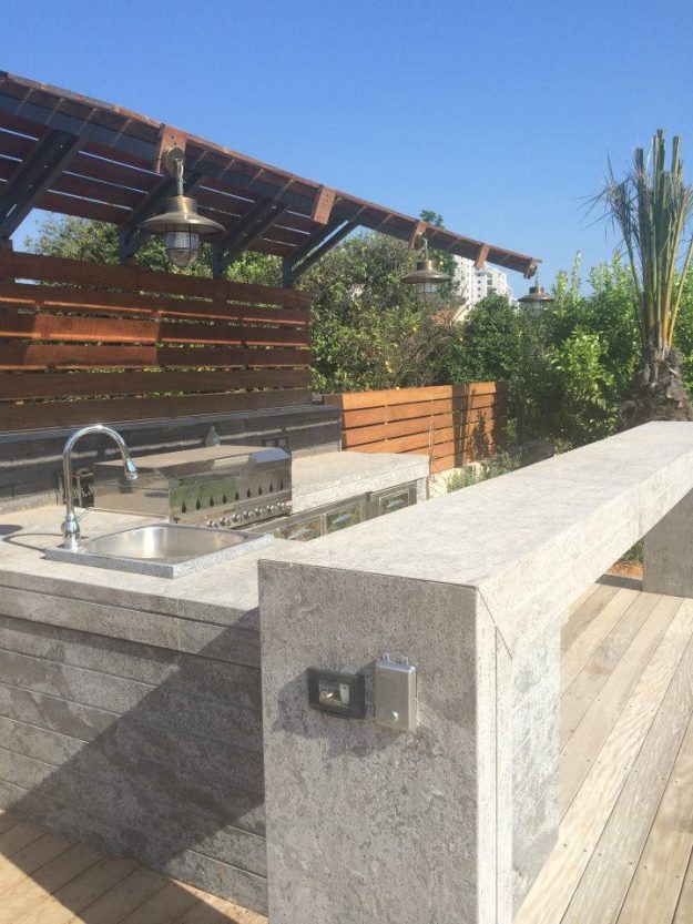 מנגל משיש ואבן