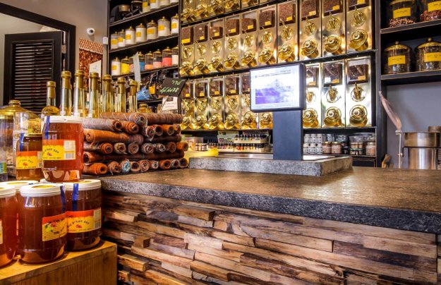 שם צלם: נופר בוגנים